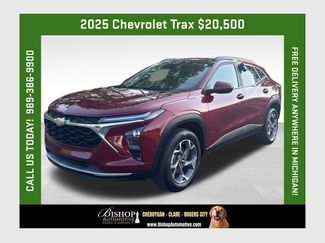 Used 2025 Chevrolet Trax LT FWD 360° Tour