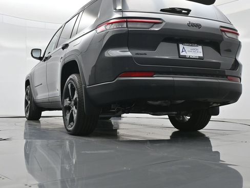 New 2025 Jeep Grand Cherokee L Altitude image 51