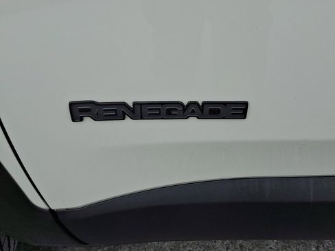 Used 2023 Jeep Renegade Altitude w/ Sun/Sound Group image 32