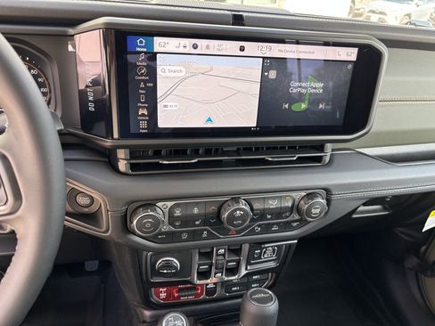 New 2026 Jeep Gladiator Mojave AWD/4WD image 15