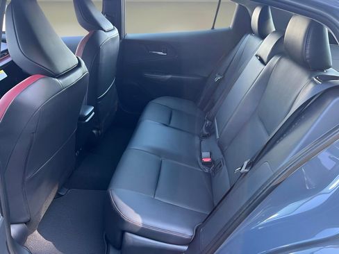 New 2026 Toyota Prius Plug-In Hybrid FWD image 13