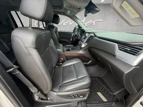 Used 2019 GMC Yukon XL SLT w/ Open Road Package AWD/4WD image 24