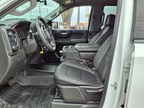 Used 2020 Chevrolet Silverado 1500 W/T w/ WT Value Package AWD/4WD image 18