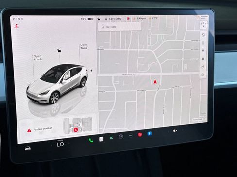 Used 2023 Tesla Model Y Long Range AWD/4WD image 17