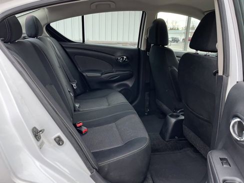 Used 2015 Nissan Versa SV image 30