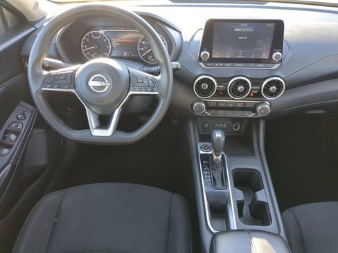Used 2024 Nissan Sentra SV FWD image 16