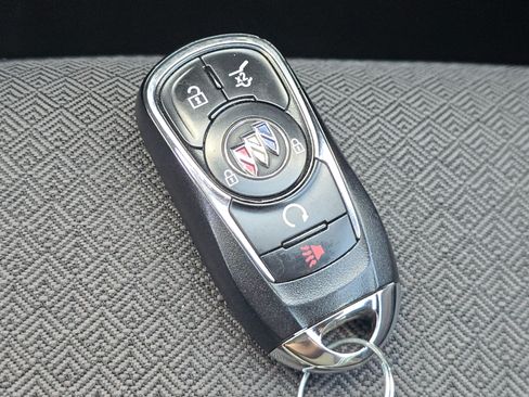Used 2020 Buick Encore GX Select w/ Sport Touring Package FWD image 27