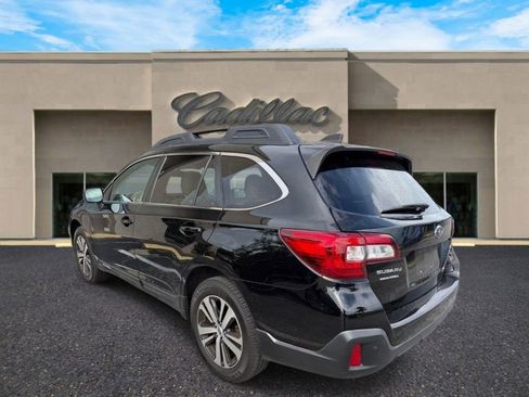 Used 2018 Subaru Outback 2.5i Limited AWD/4WD image 6