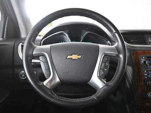 Used 2013 Chevrolet Traverse LT image 32