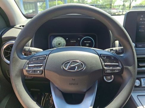 Used 2023 Hyundai Kona SE FWD image 21