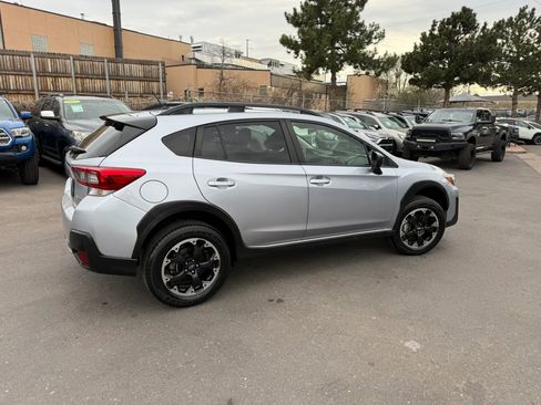 Used 2022 Subaru Crosstrek 2.0i image 11