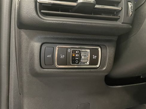 New 2025 Lincoln Corsair Reserve w/ Equipment Group 202A image 20