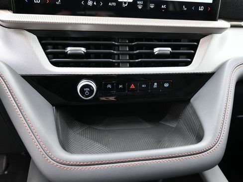 New 2026 Ford Explorer Active image 15