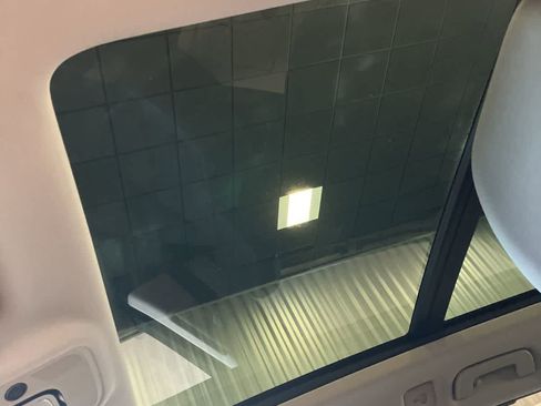 Used 2023 Audi Q7 Premium Plus image 11