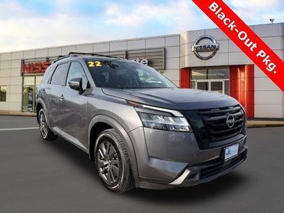 Certified 2022 Nissan Pathfinder SV w/ SV Black Package