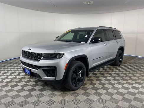 New 2026 Jeep Grand Cherokee L Limited w/ Limited Altitude Package AWD/4WD image 1