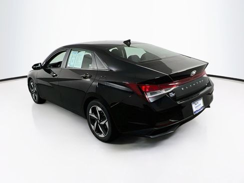 Used 2023 Hyundai Elantra SEL w/ Convenience Package FWD image 7