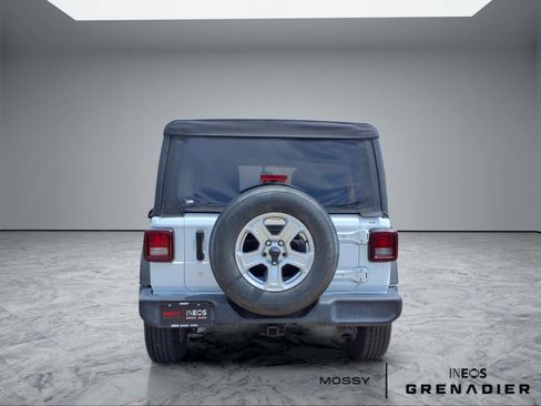 Used 2019 Jeep Wrangler Unlimited Sport S AWD/4WD image 6