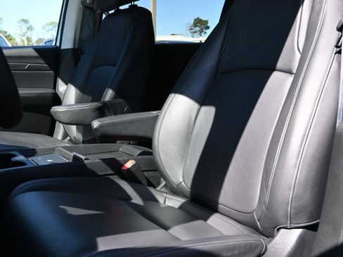 Used 2025 Honda Odyssey EX-L image 18