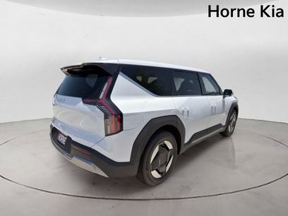 New 2026 Kia EV9 Light