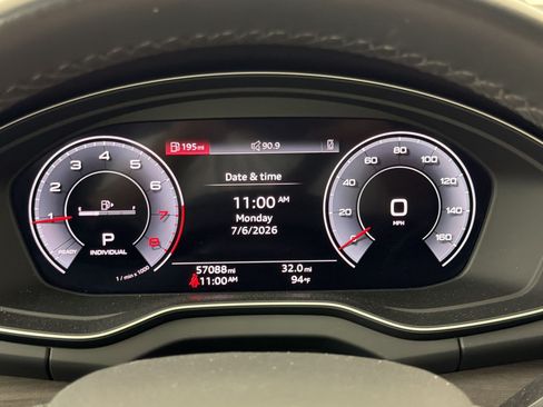 Used 2024 Audi Q5 2.0T Premium Plus AWD/4WD image 18