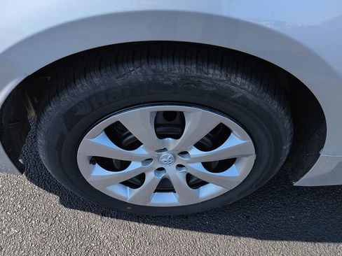 Certified 2025 Toyota Corolla LE image 9