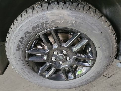 Certified 2020 Land Rover Defender 110 HSE AWD/4WD image 12
