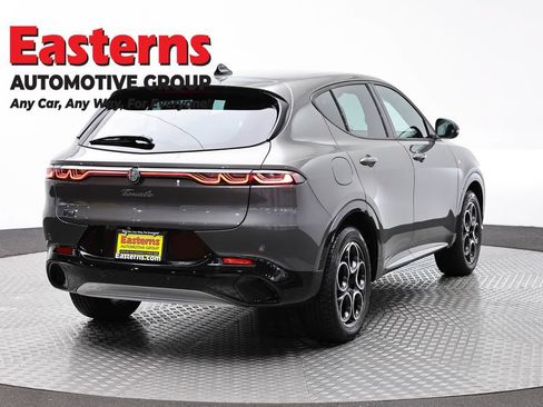 Used 2024 Alfa Romeo Tonale Ti AWD/4WD image 5