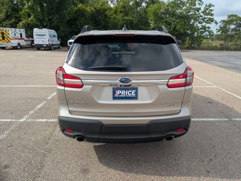 Used 2020 Subaru Ascent Limited w/ Technology Package AWD/4WD image 6