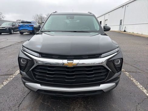 Used 2025 Chevrolet TrailBlazer LT AWD/4WD image 8