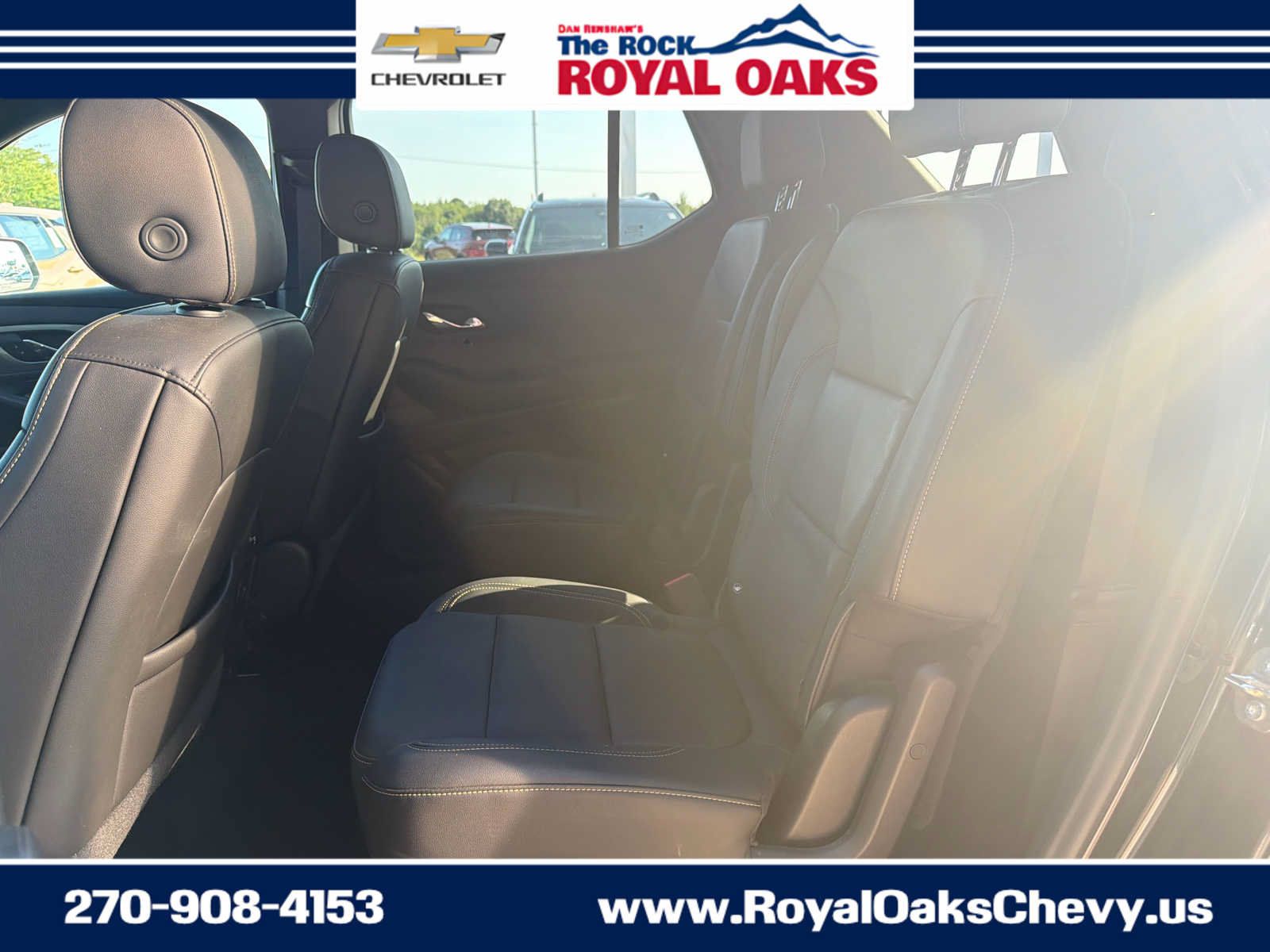 Used 2023 Chevrolet Traverse LT w/ LT Premium Package AWD/4WD image 23