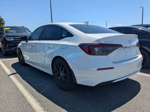 Used 2025 Honda Civic Sport image 5