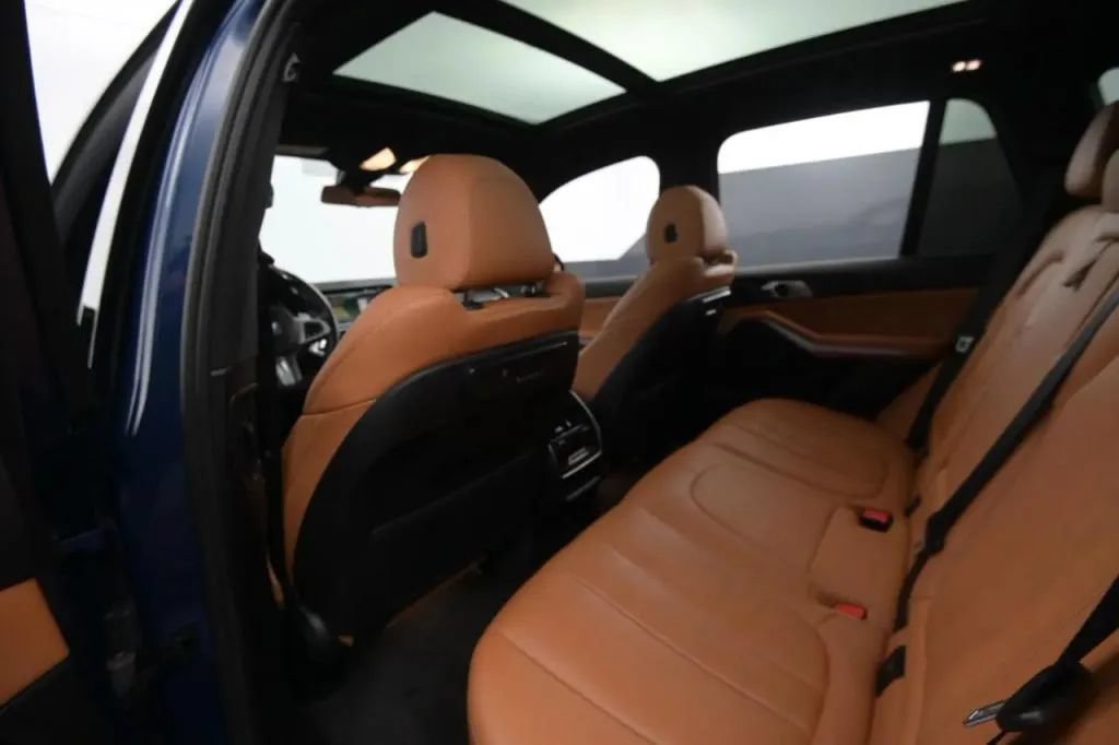 Used 2022 BMW X5 xDrive40i w/ M Sport Package AWD/4WD image 45