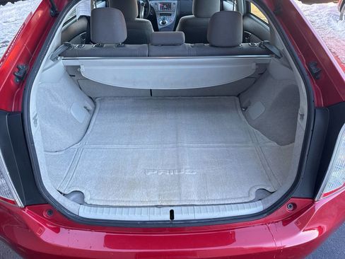 Used 2015 Toyota Prius Three image 16