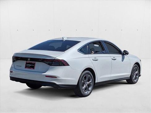 New 2025 Honda Accord LX image 2