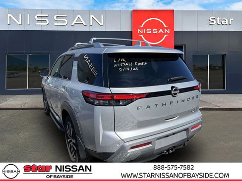 Used 2023 Nissan Pathfinder Platinum w/ Lighting Package (N93) AWD/4WD image 4