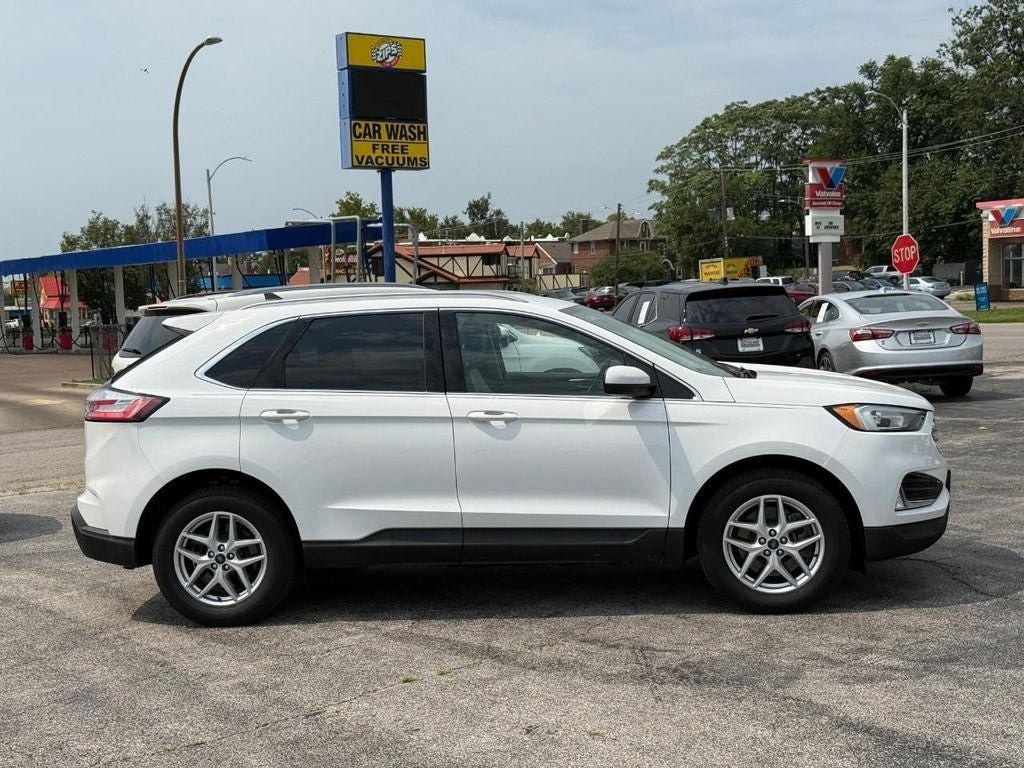 Used 2022 Ford Edge SEL w/ Convenience Package AWD/4WD image 5