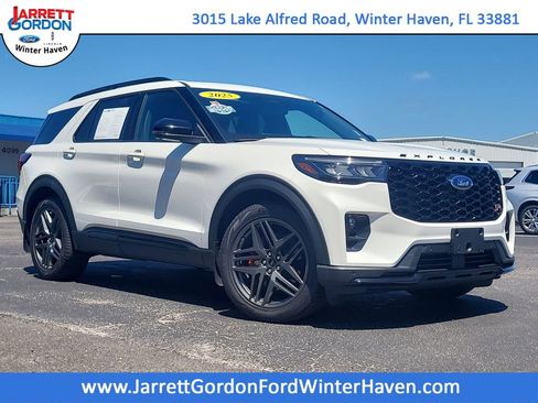 Used 2025 Ford Explorer ST w/ Sun And Sound Package AWD/4WD image 1