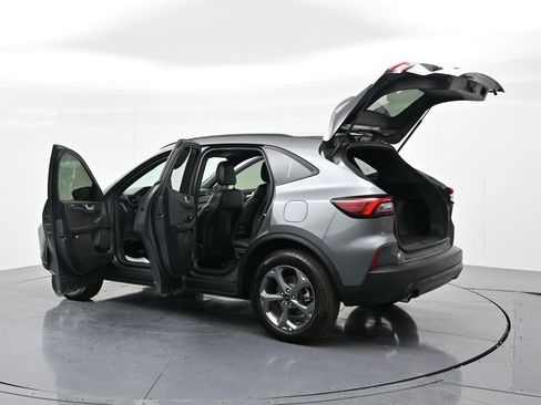 Used 2025 Ford Escape ST-Line image 23