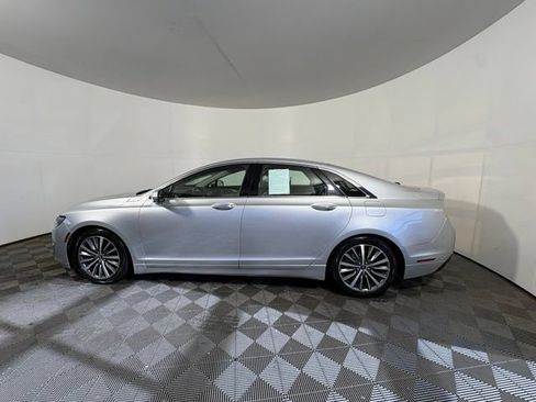 Used 2017 Lincoln MKZ Select w/ Technology Package AWD/4WD image 4