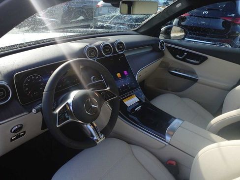 Used 2026 Mercedes-Benz GLC 300 4MATIC image 19