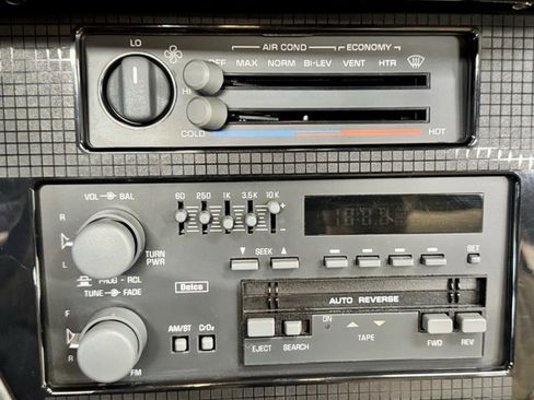 Used 1992 Pontiac Firebird Formula image 20