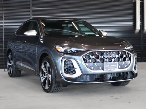 New 2026 Audi SQ5 Premium Plus image 9