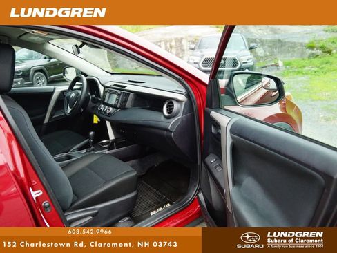 Used 2018 Toyota RAV4 LE w/ All Weather Liner Package AWD/4WD image 8