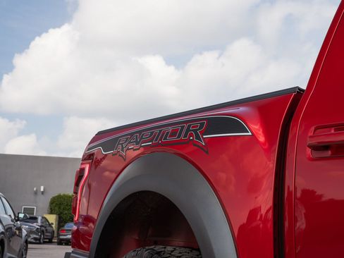 Certified 2020 Ford F150 Raptor w/ Equipment Group 802A Luxury AWD/4WD image 8
