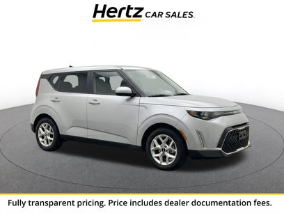 Used 2025 Kia Soul LX w/ LX Technology Package