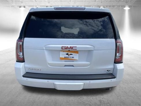 Used 2019 GMC Yukon SLT w/ Premium Edition AWD/4WD image 9