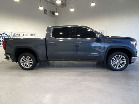 Used 2022 GMC Sierra 1500 SLE AWD/4WD image 9