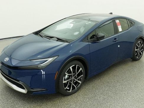 New 2026 Toyota Prius Plug-In Hybrid FWD image 1