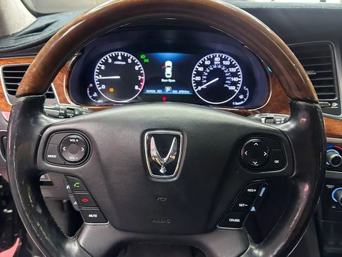 Used 2015 Hyundai Equus Signature RWD image 14